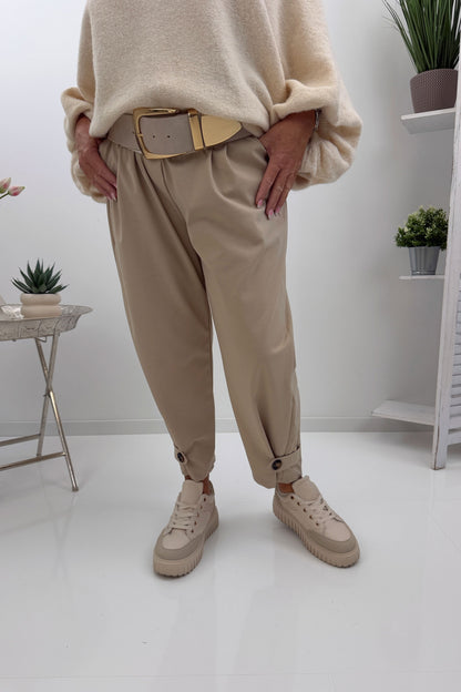 Stilvolle Hose in Beige (38-42/44)