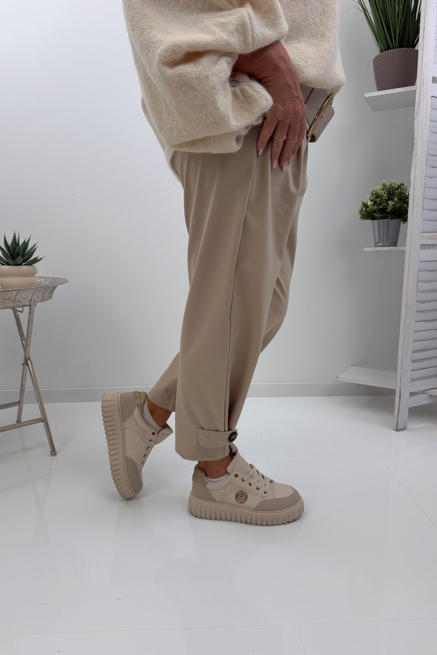 Stilvolle Hose in Beige (38-42/44)