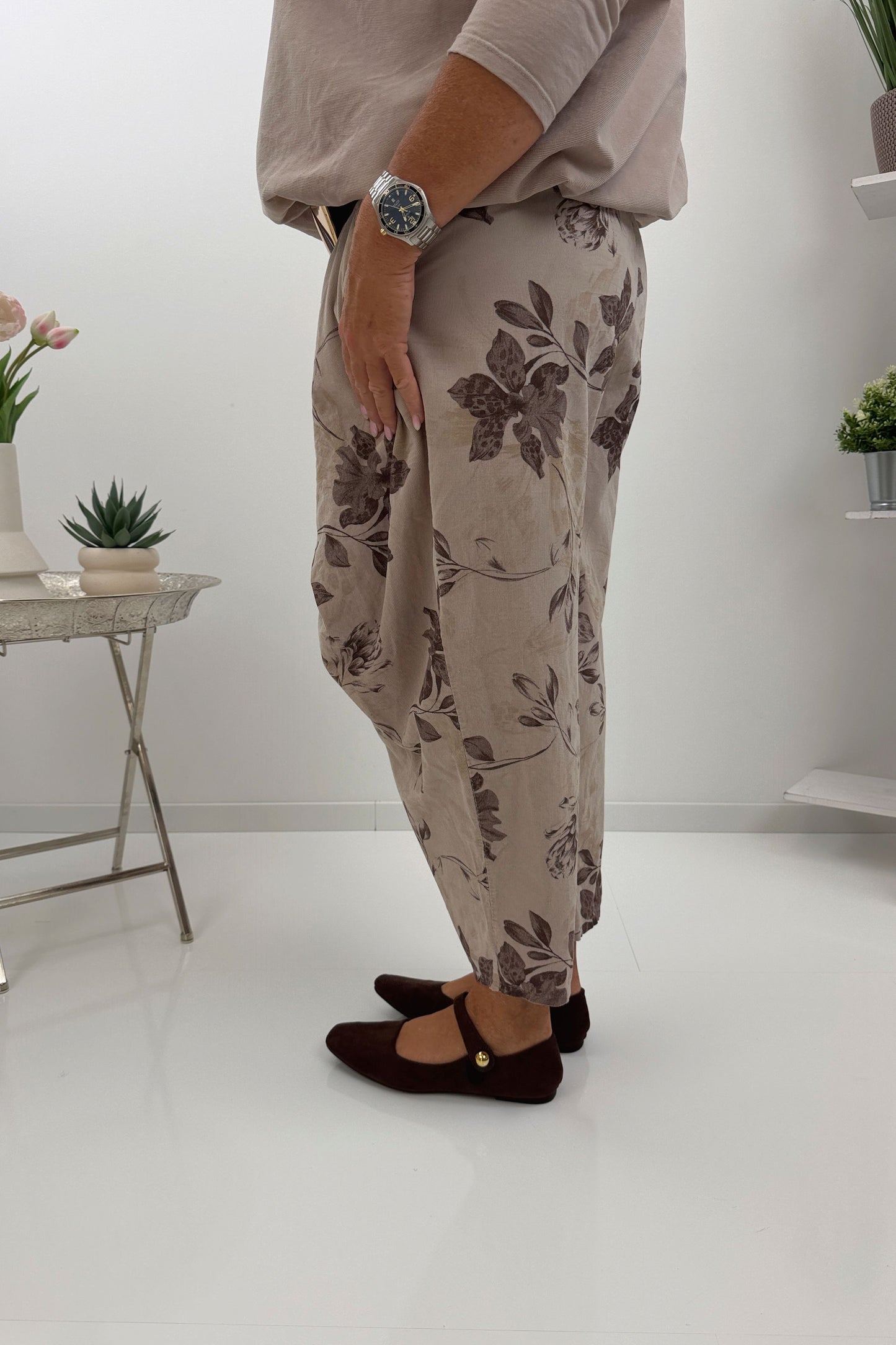 Stylische Cordhose in Beige-Schoko (38-44)