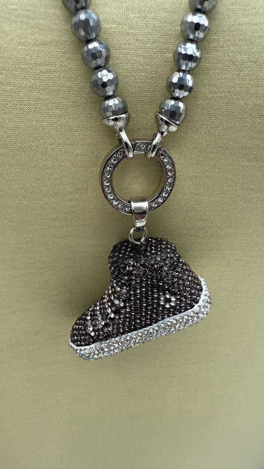 Kette mit Anhänger in Silber-Glitzer