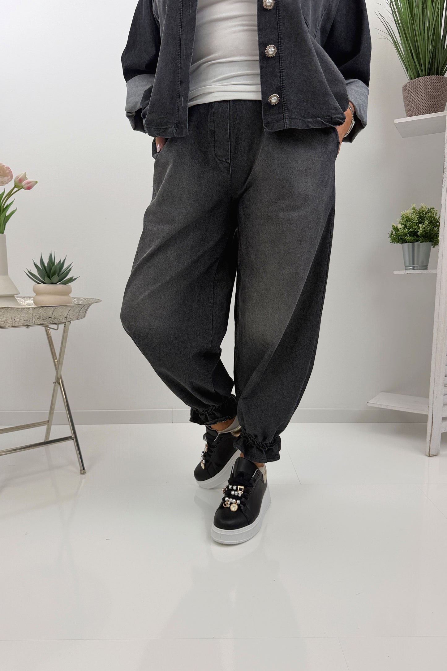 Coole Jeans in klassischem Schwarz (38-42/44)