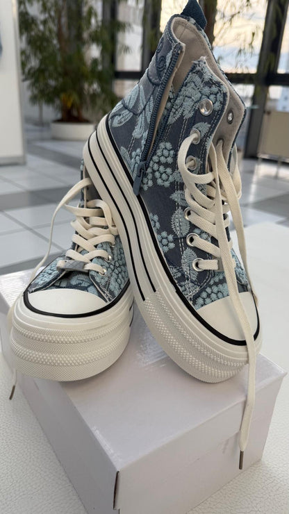 Hochschaft Sneaker in Jeansblau/Weiß (36-41)