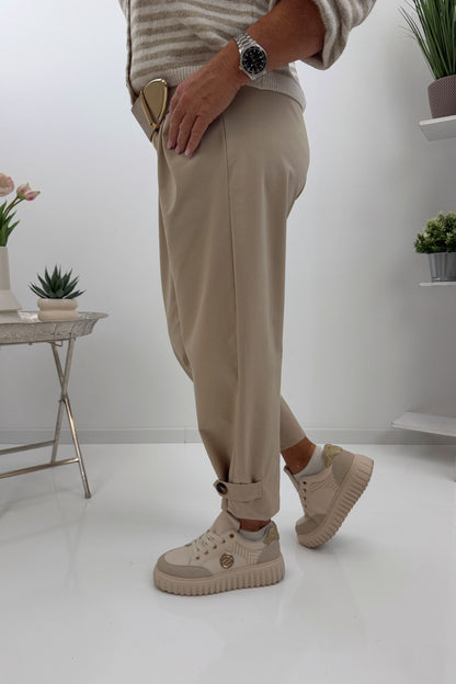 Stilvolle Hose in Beige (38-42/44)