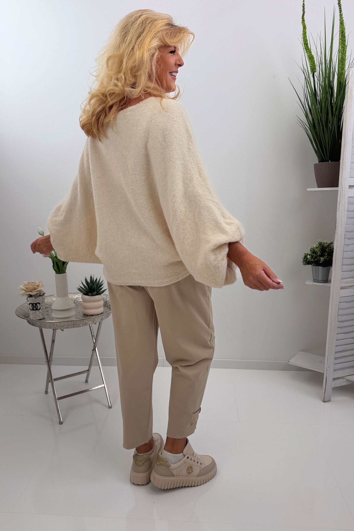 Stilvolle Hose in Beige (38-42/44)