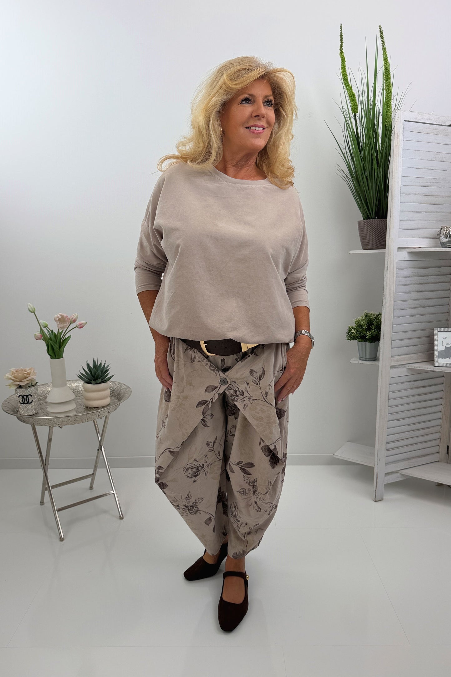 Lässiges Cord-Shirt in Beige (38-44)