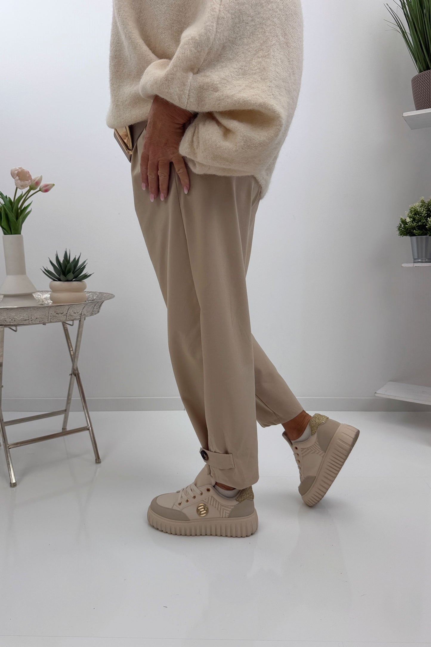 Stilvolle Hose in Beige (38-42/44)