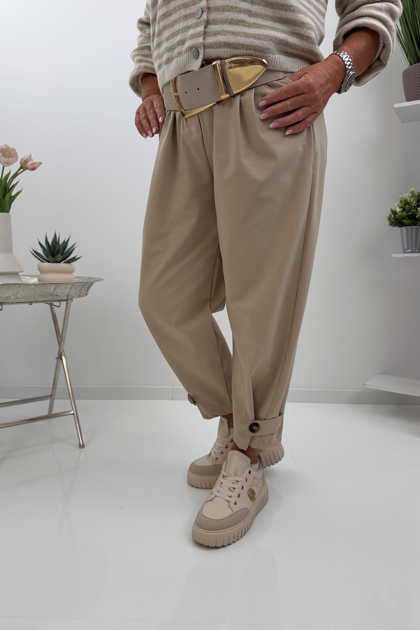 Stilvolle Hose in Beige (38-42/44)