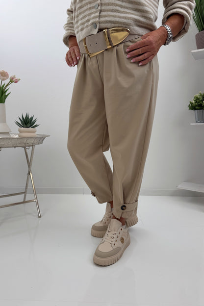 Stilvolle Hose in Beige (38-42/44)