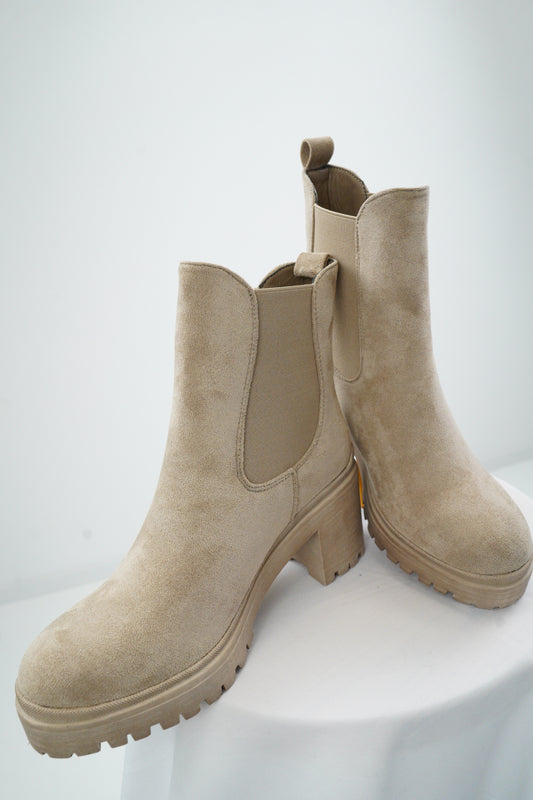 Schuh Booty in Beige (Gr.36-40)