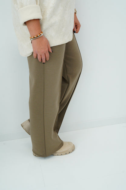 Marlenehose  in Taupe (42-46)