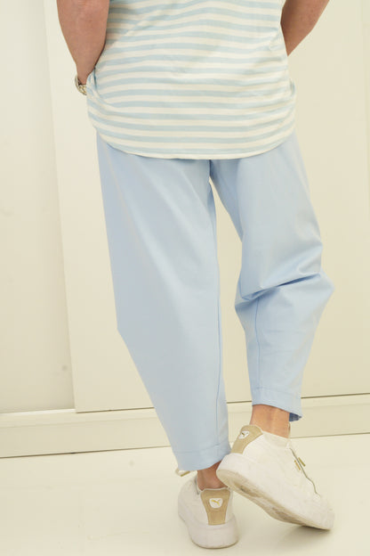 Hose in Hellblau (38-42)