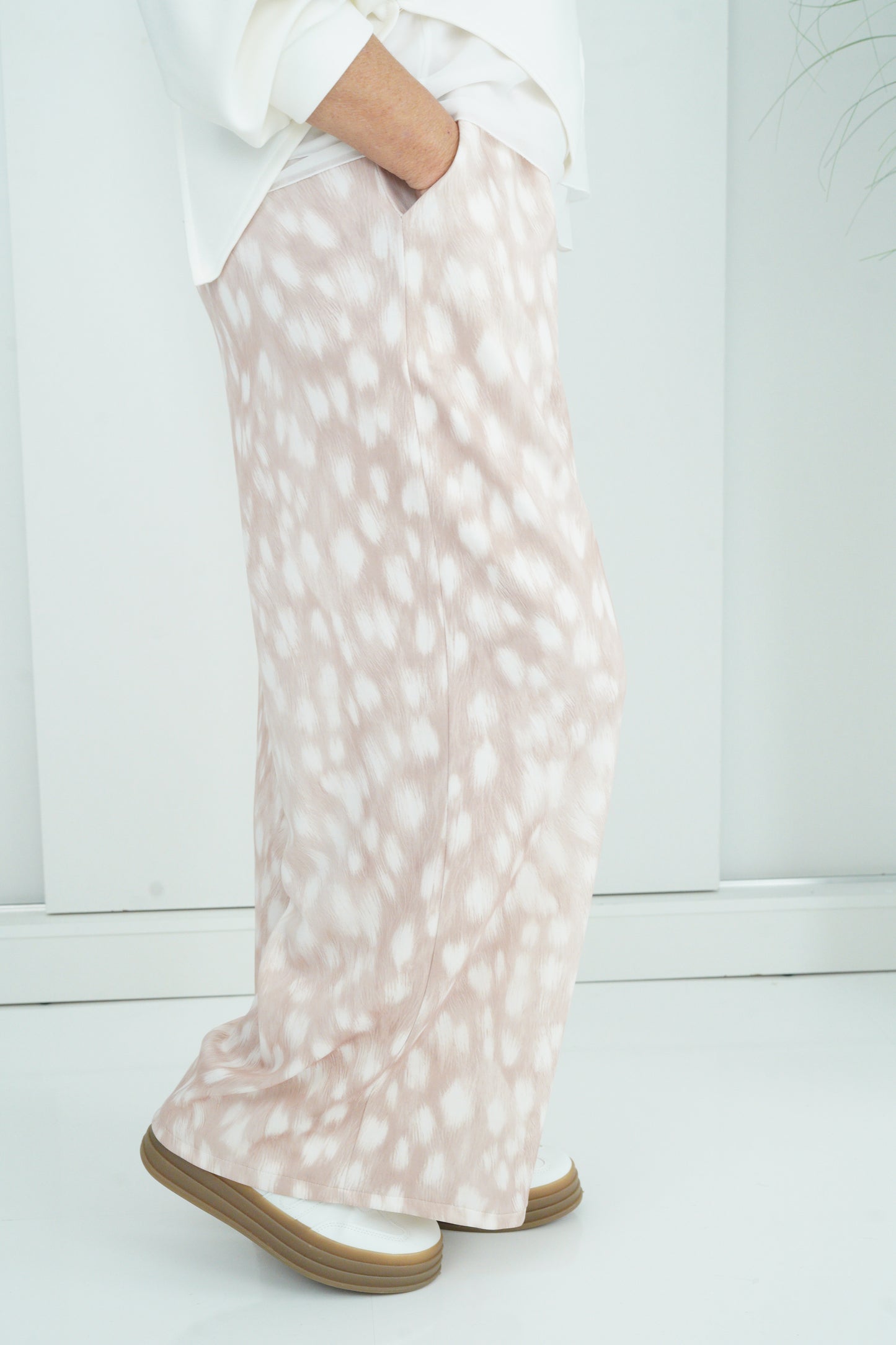 Marlene Hose in Beige-Ecru (38-42)