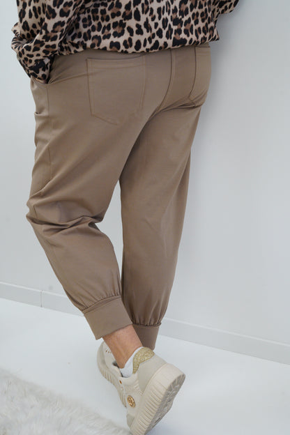 Joggpant in Camel (38-42)