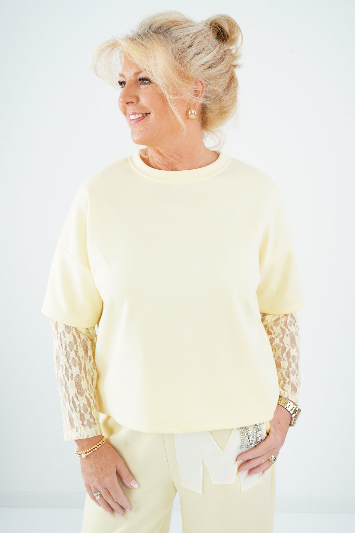 Sweatshirt in Vanillegelb (38-42)