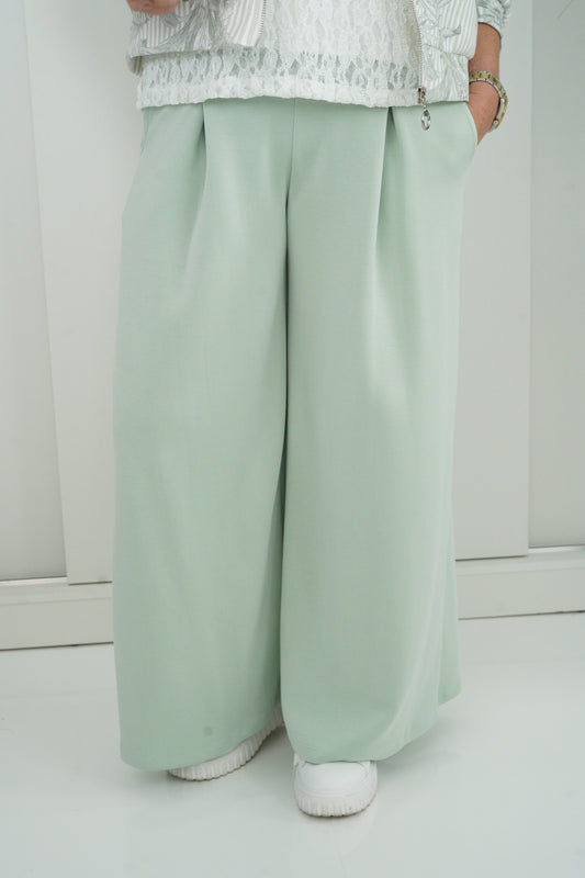 Marlene Hose in Salbei (38-42)