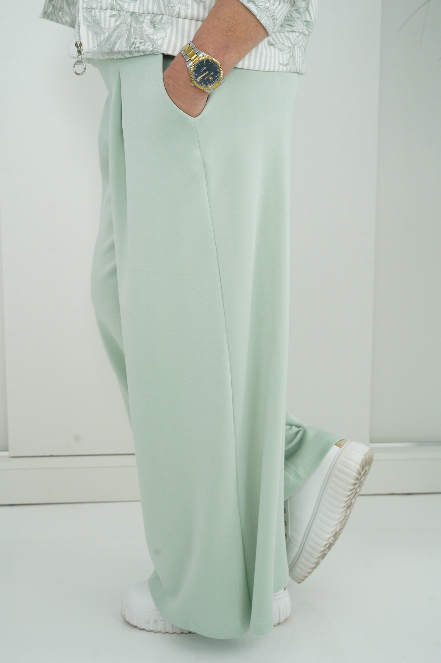 Marlene Hose in Salbei (38-42)