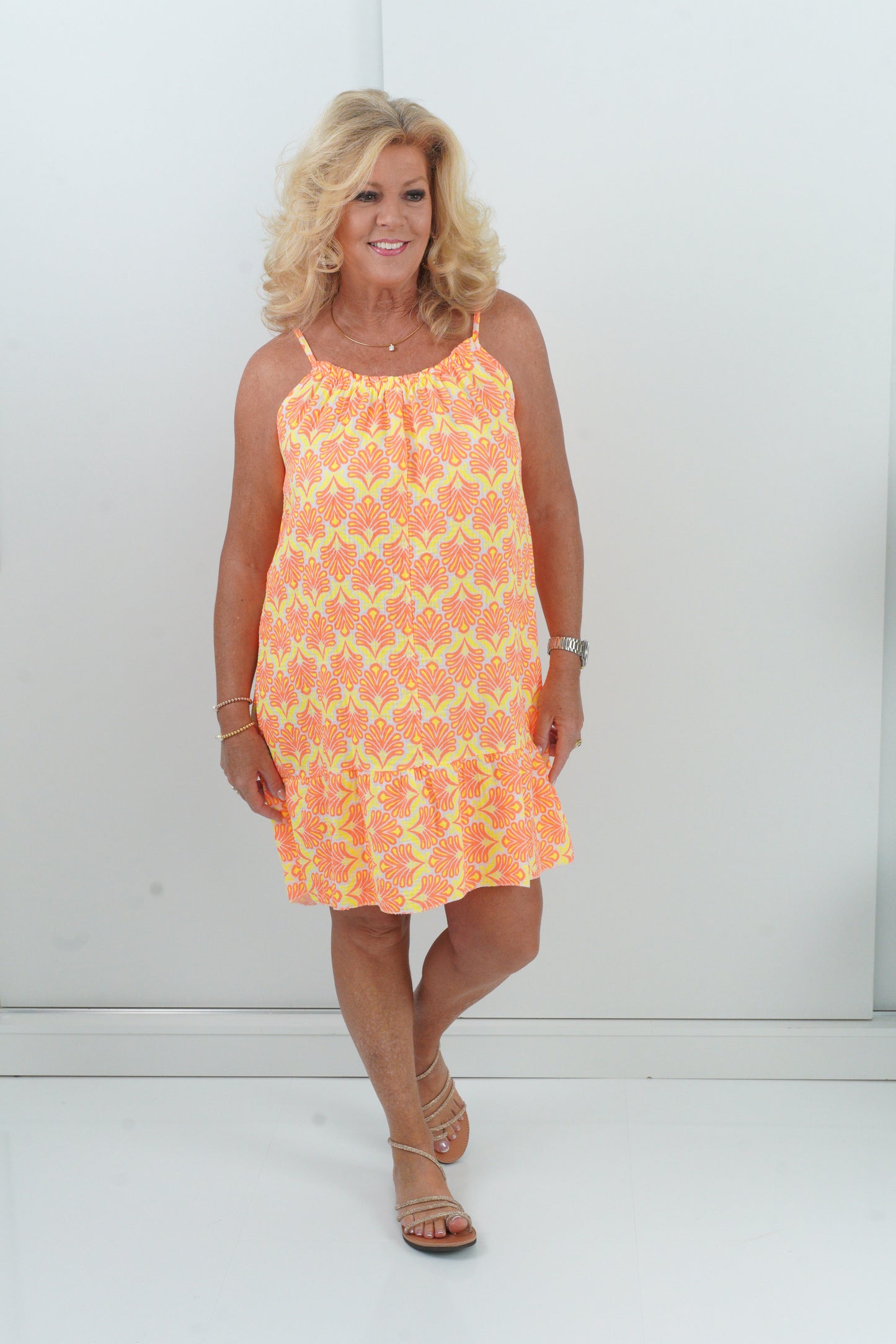 Kleid in Neonorange (38-42) Lieferzeit: 10 Werktage