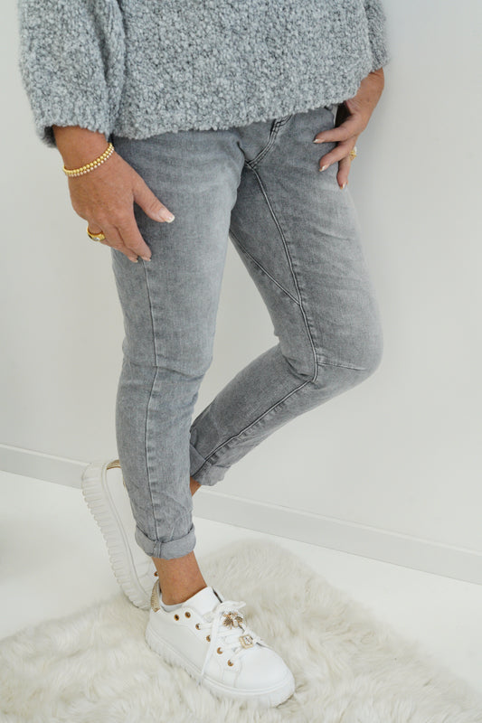Jeans in Hellgrau (S,L,XL)