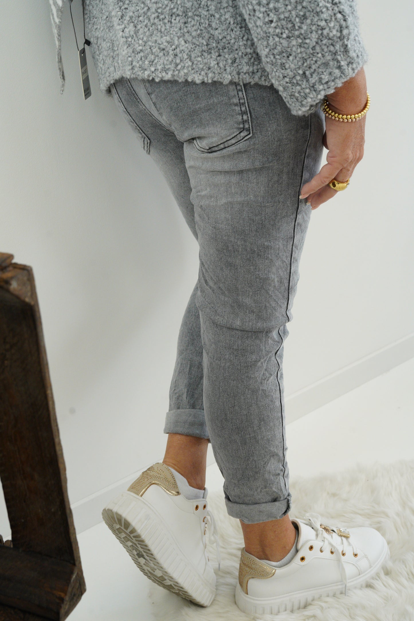 Jeans in Hellgrau (S,L,XL)