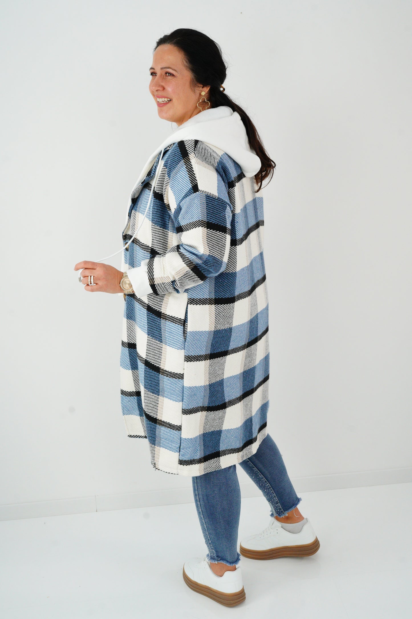 Mantel in Blau-Weiß-Schwarz-Kariert (40-44)