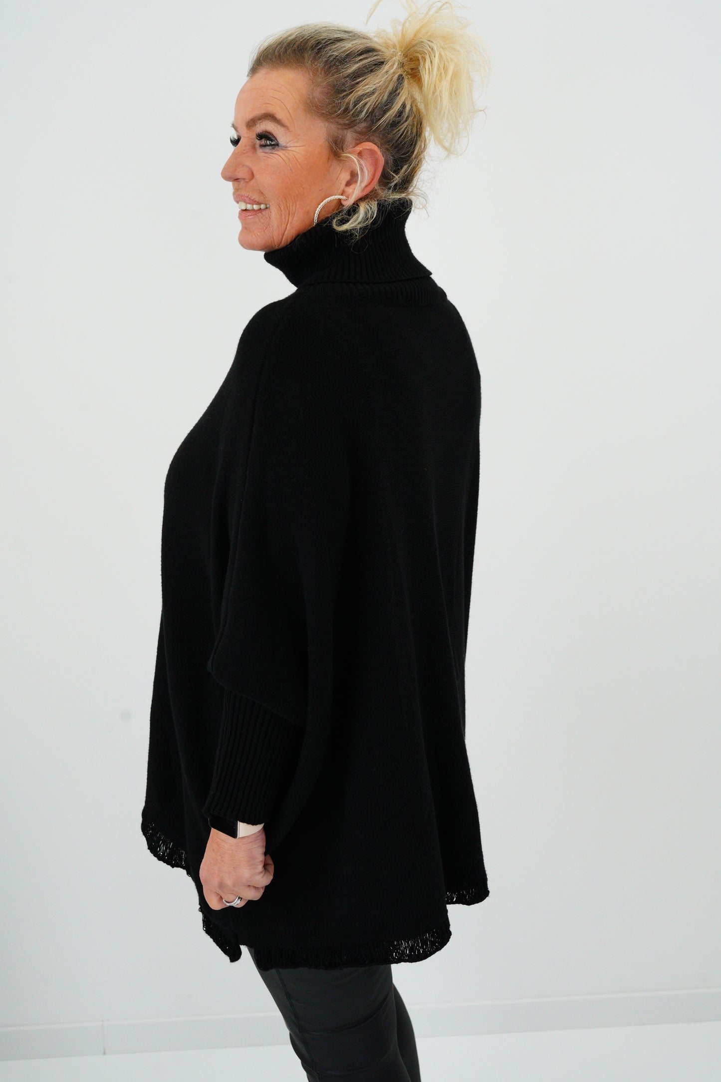 Pullover in Schwarz (36-48)