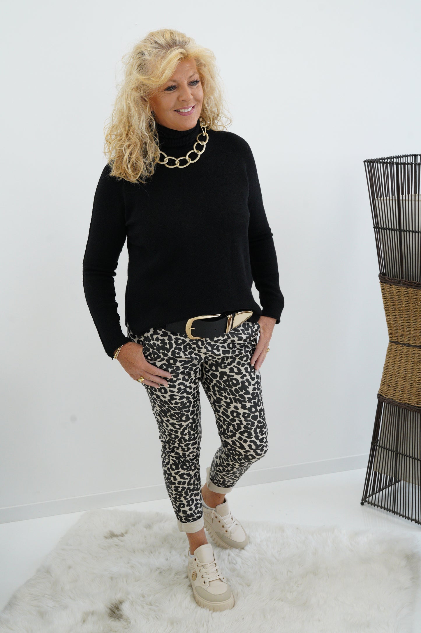Joggpant in Leo-Beige/Schwarz (38-42)