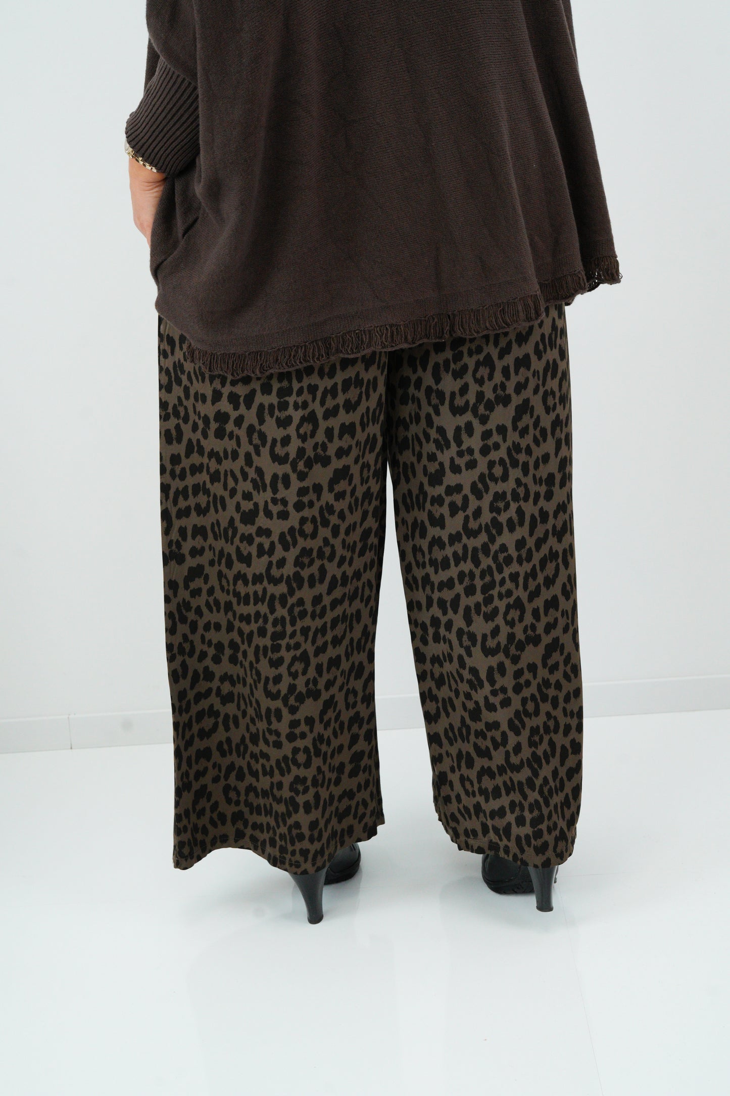 Marlene Hose in Leo-Nougat (38-44)