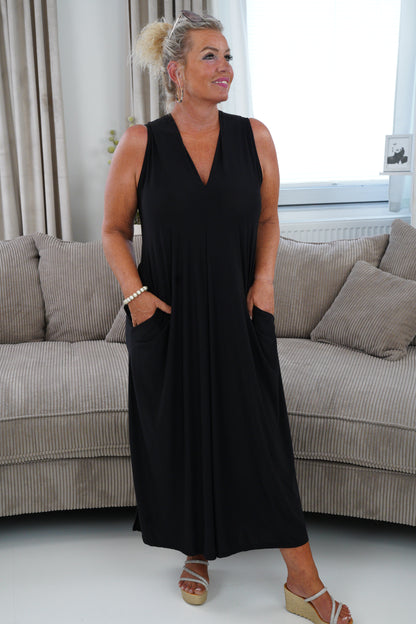 Kleid in Schwarz (38-42)