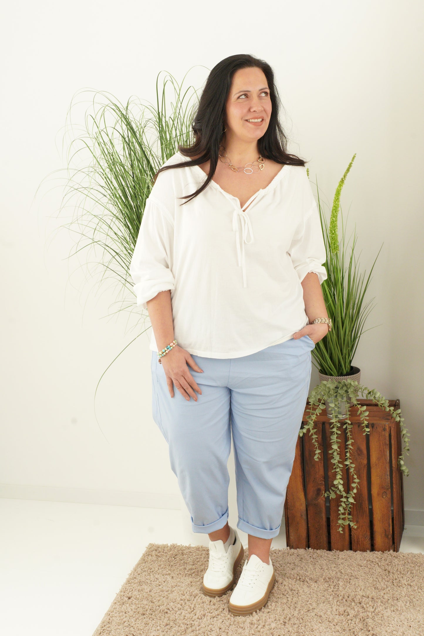 Hose in Hellblau (42-44)