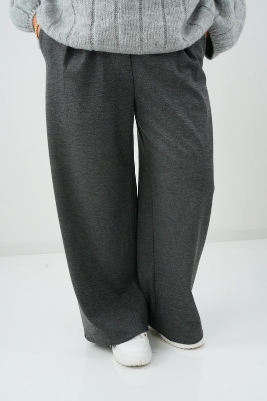 Marlenehose in Anthrazit (38-42)