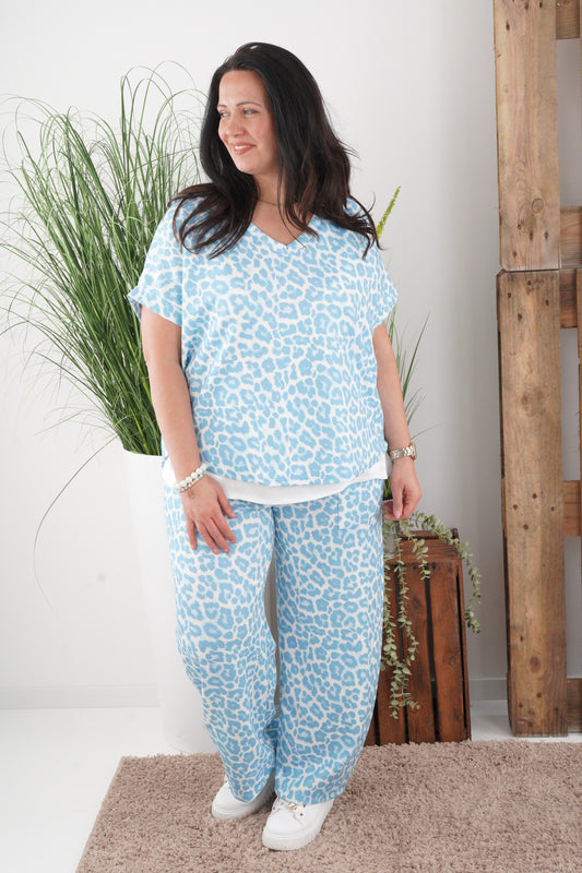 Shirt in Hellblau (40-44)