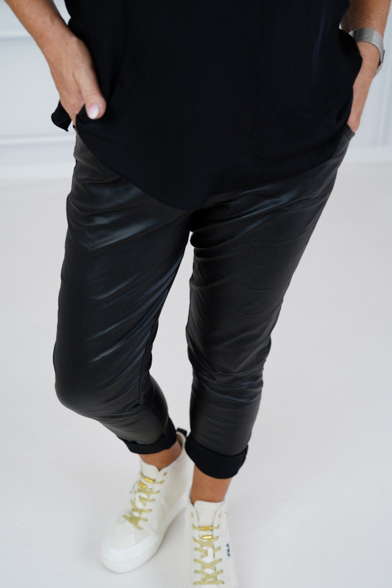 Kunstleder Joggpant "Missy" (38-42+)