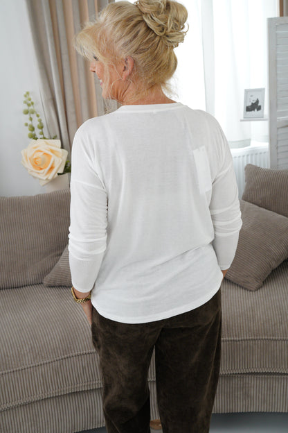 Shirt in Off-White (38-42+)