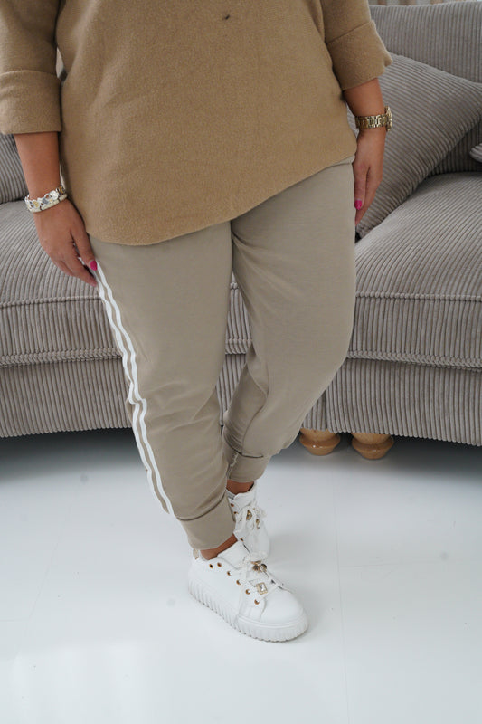 Joggpant in Taupe (40-44)