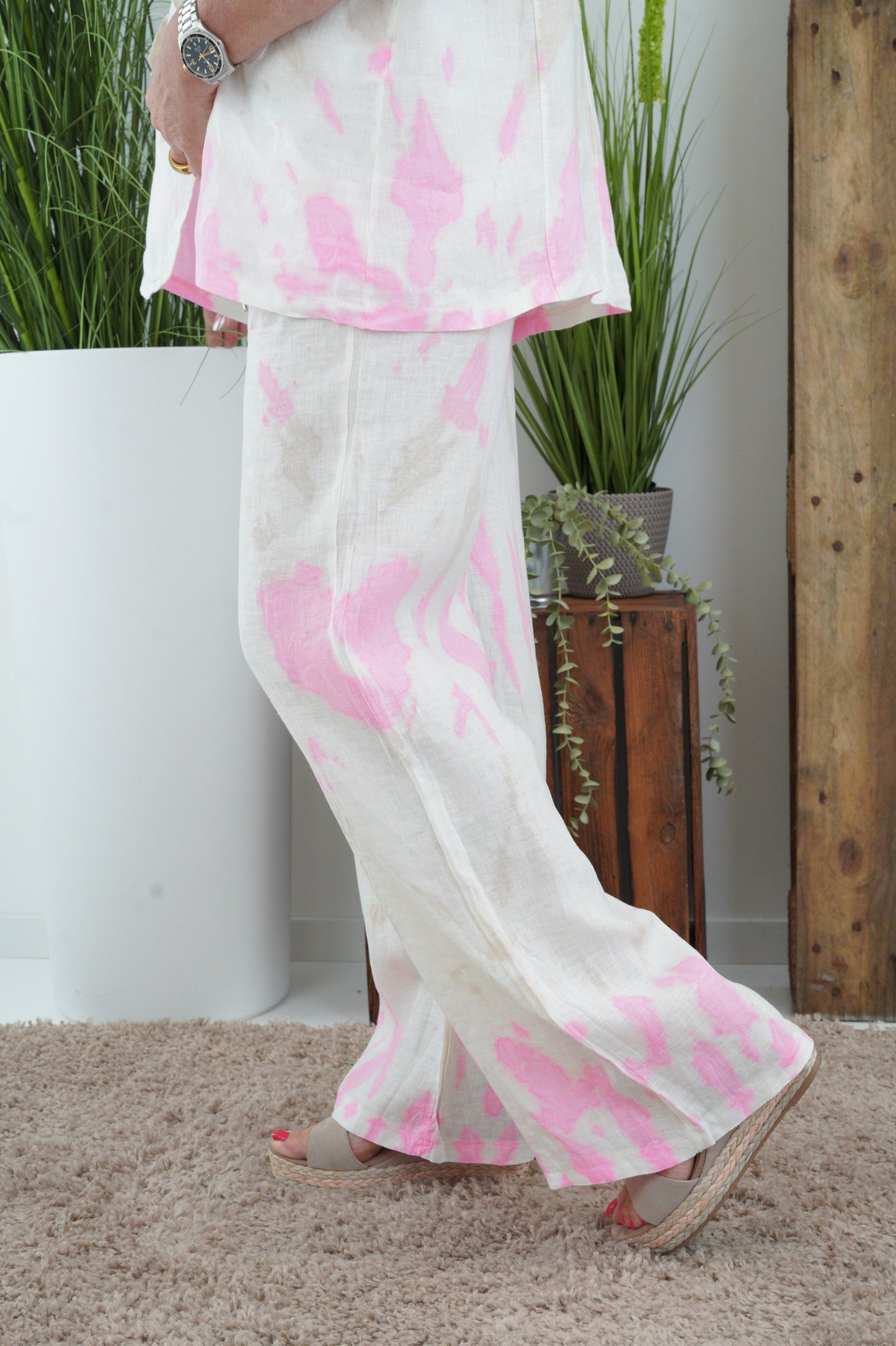 Hose in Off-White mit Neon (38-42)