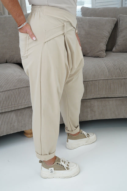 Baggy-Hose in Sand (36-40)