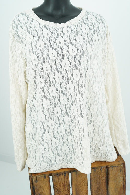 Spitzenshirt in Creme (40-44)