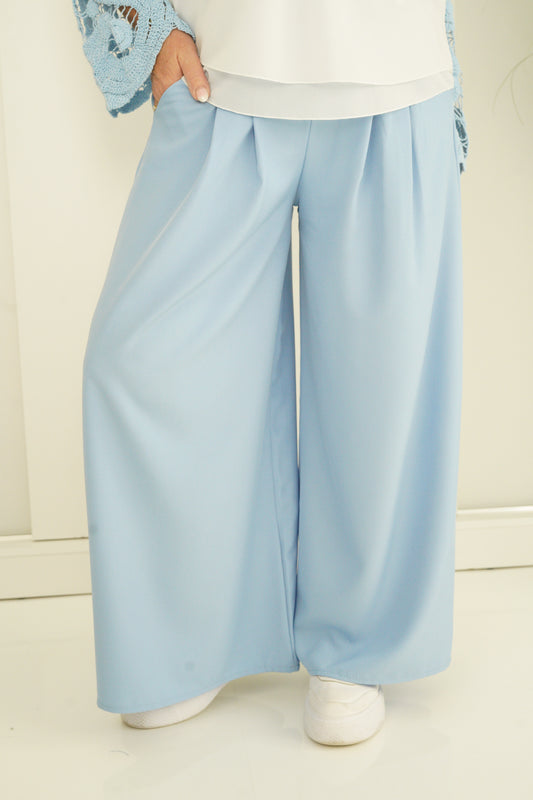 Hose in Hellblau (38-42)