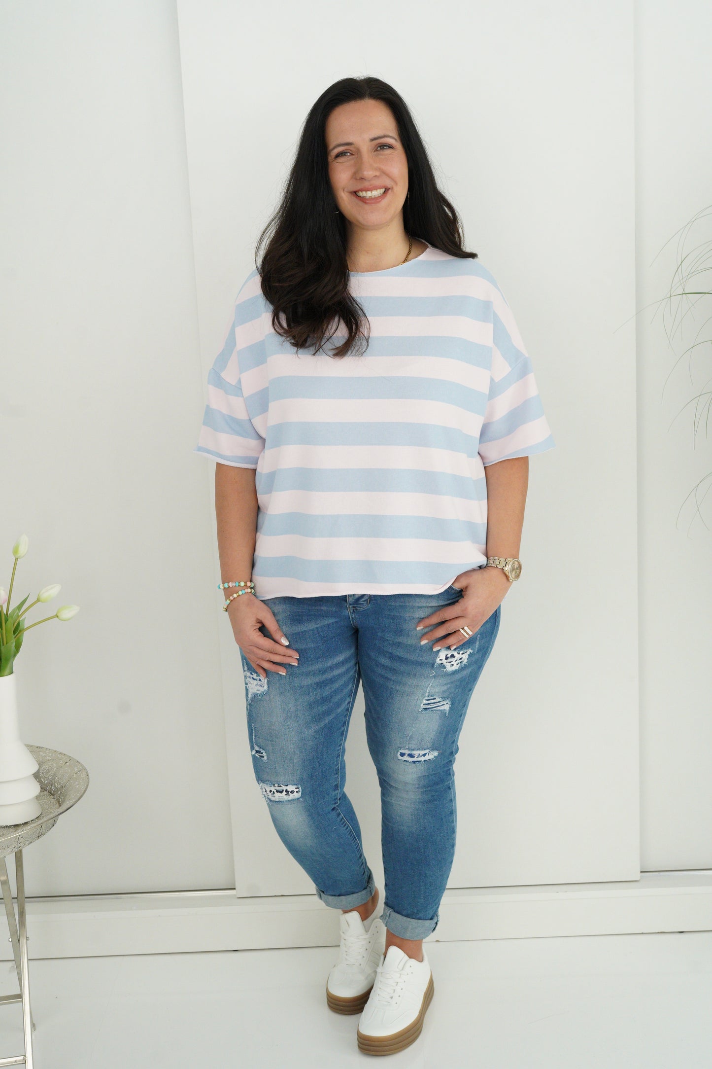 T-Shirt in Hellblau-Rose (40-44+)