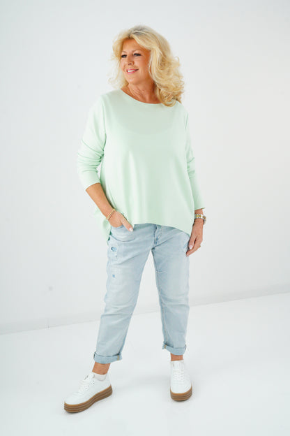 Sweatshirt in Lindgrün (38-44)