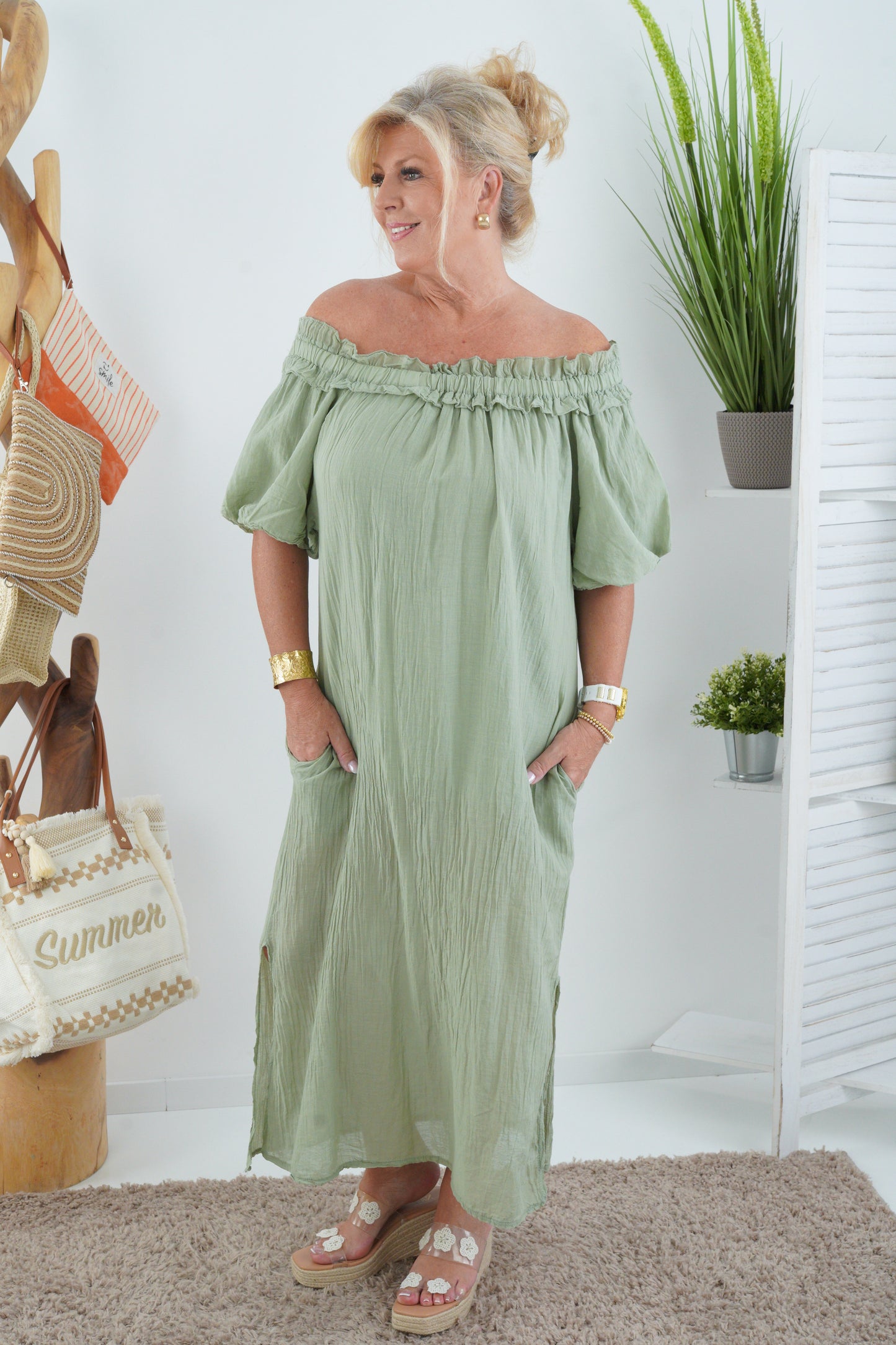 Kleid in Khaki (38-42+)