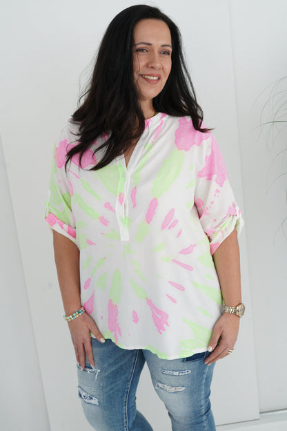 Bluse in Weiß-Neon-Batik (38-42+)