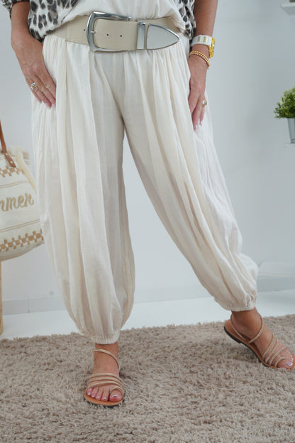 Hose in Creme-Ecru ( 38-42)