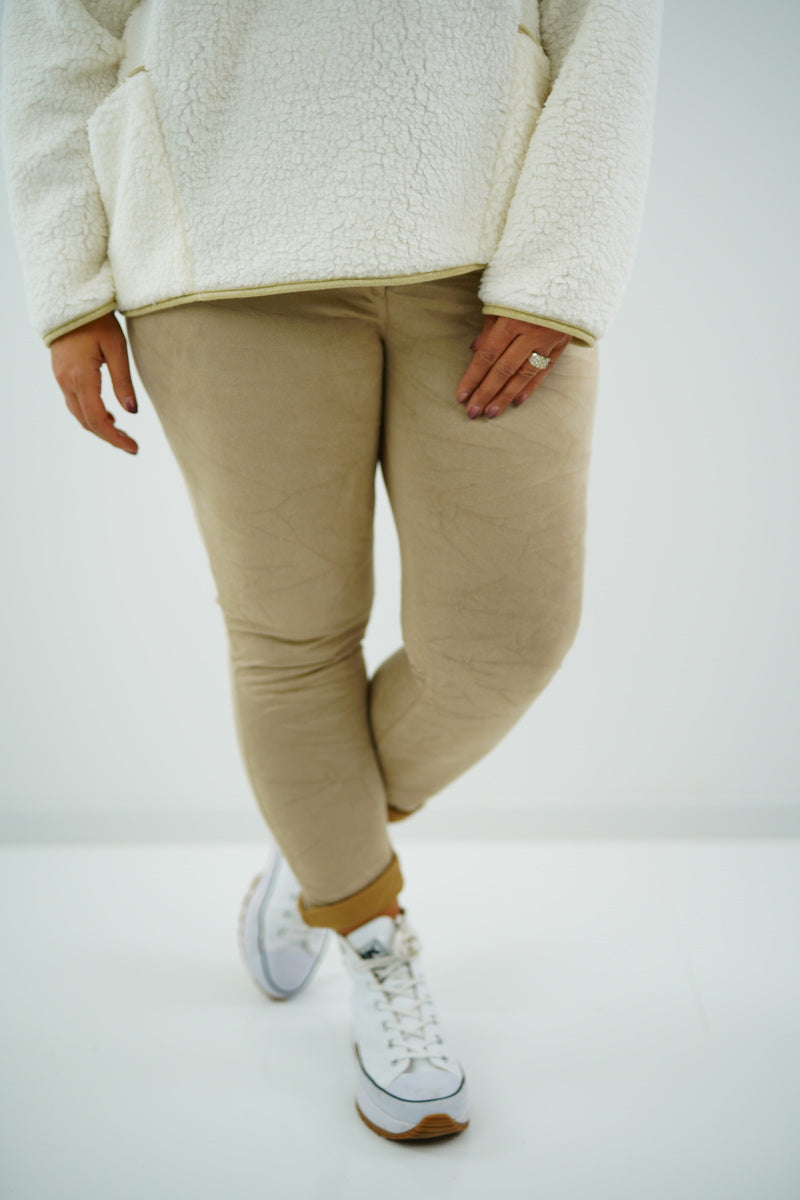 Kunstwaschleder Joggpant "Lucia" (38-42) beige