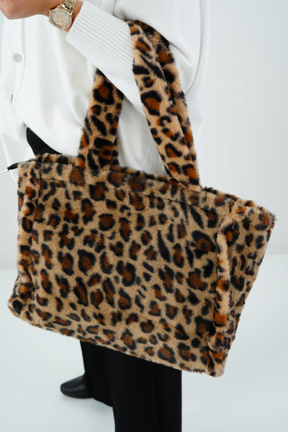 Felltasche in Leo-Camel