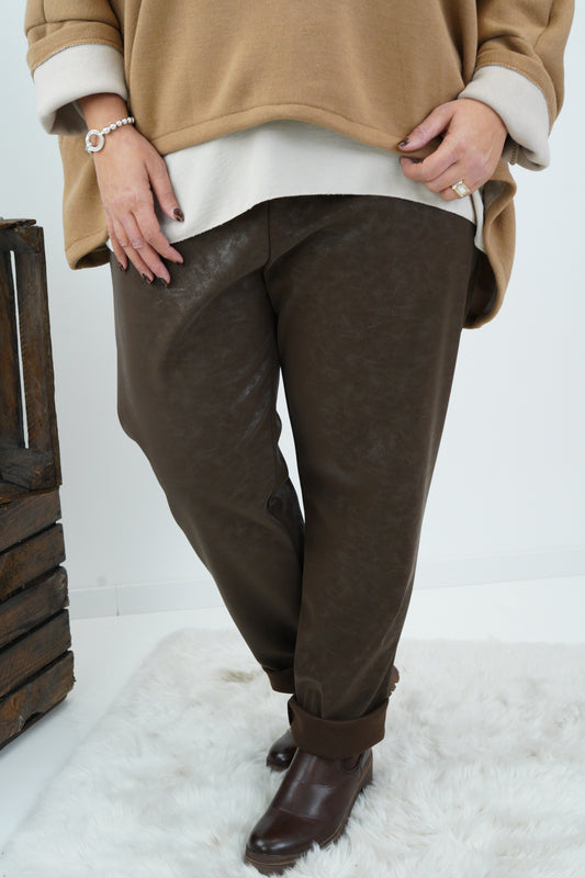 Lederimitat Hose in Braun (44-46)