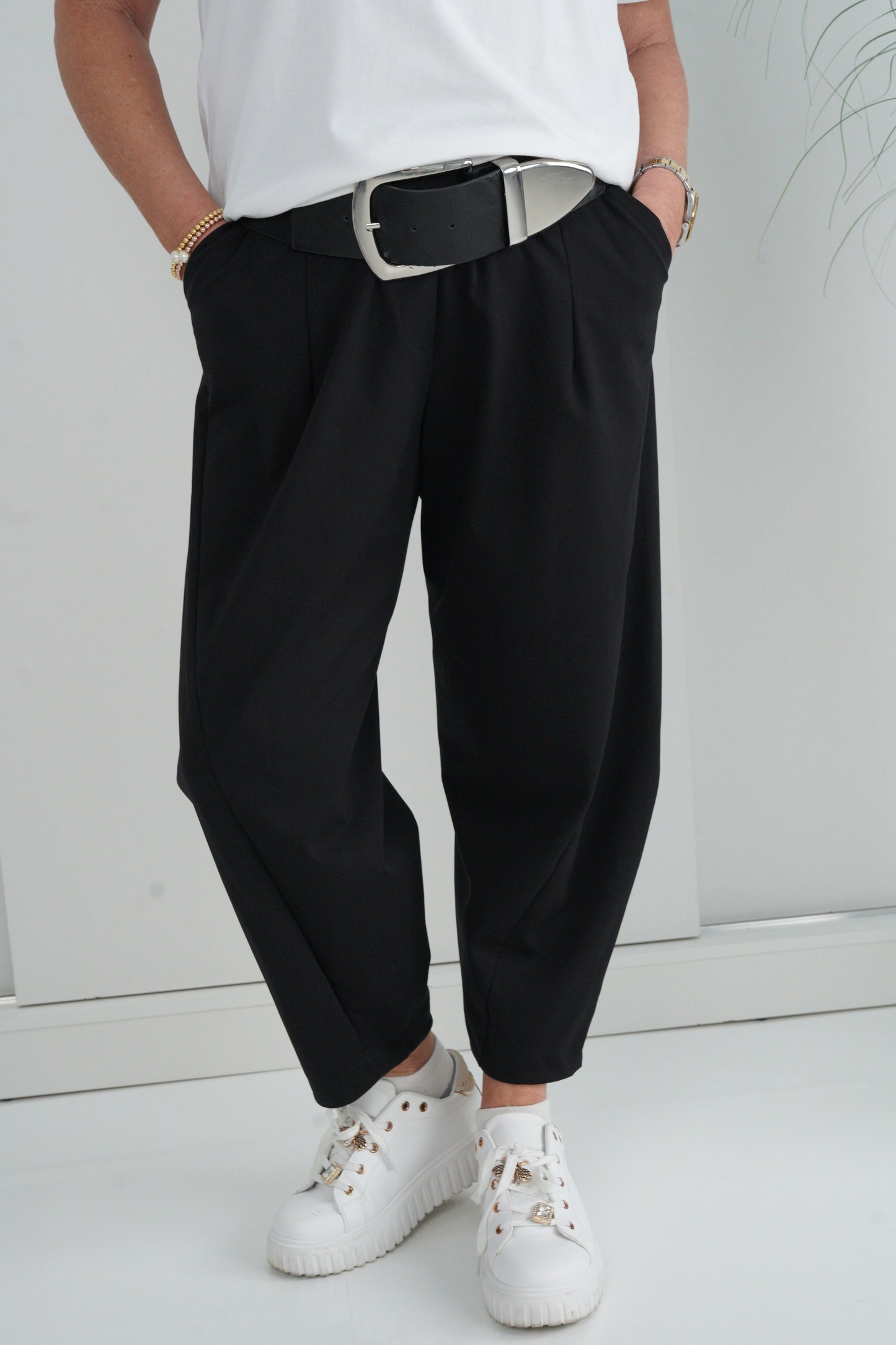 Hose in Schwarz (38-42+)