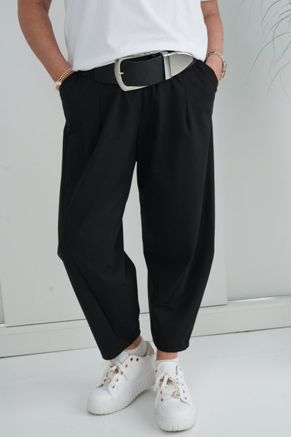 Hose in Schwarz (38-42+)