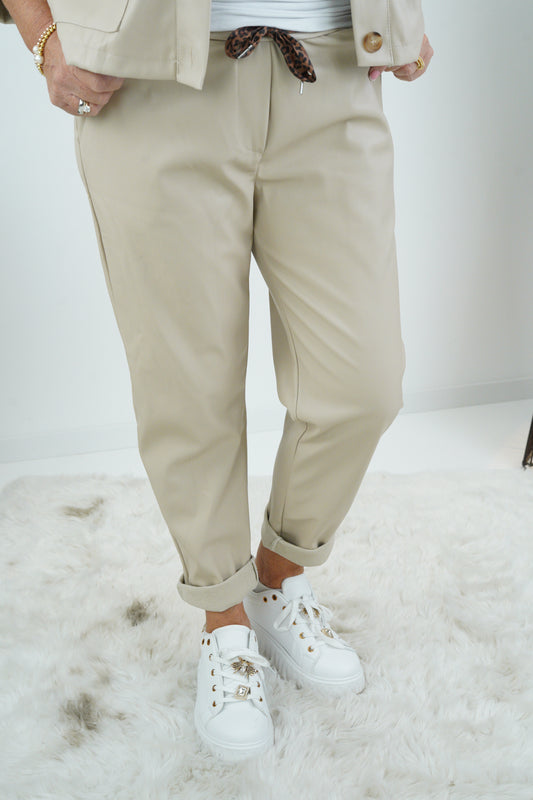 Kunstleder Joggpant in Beige (38-42+)