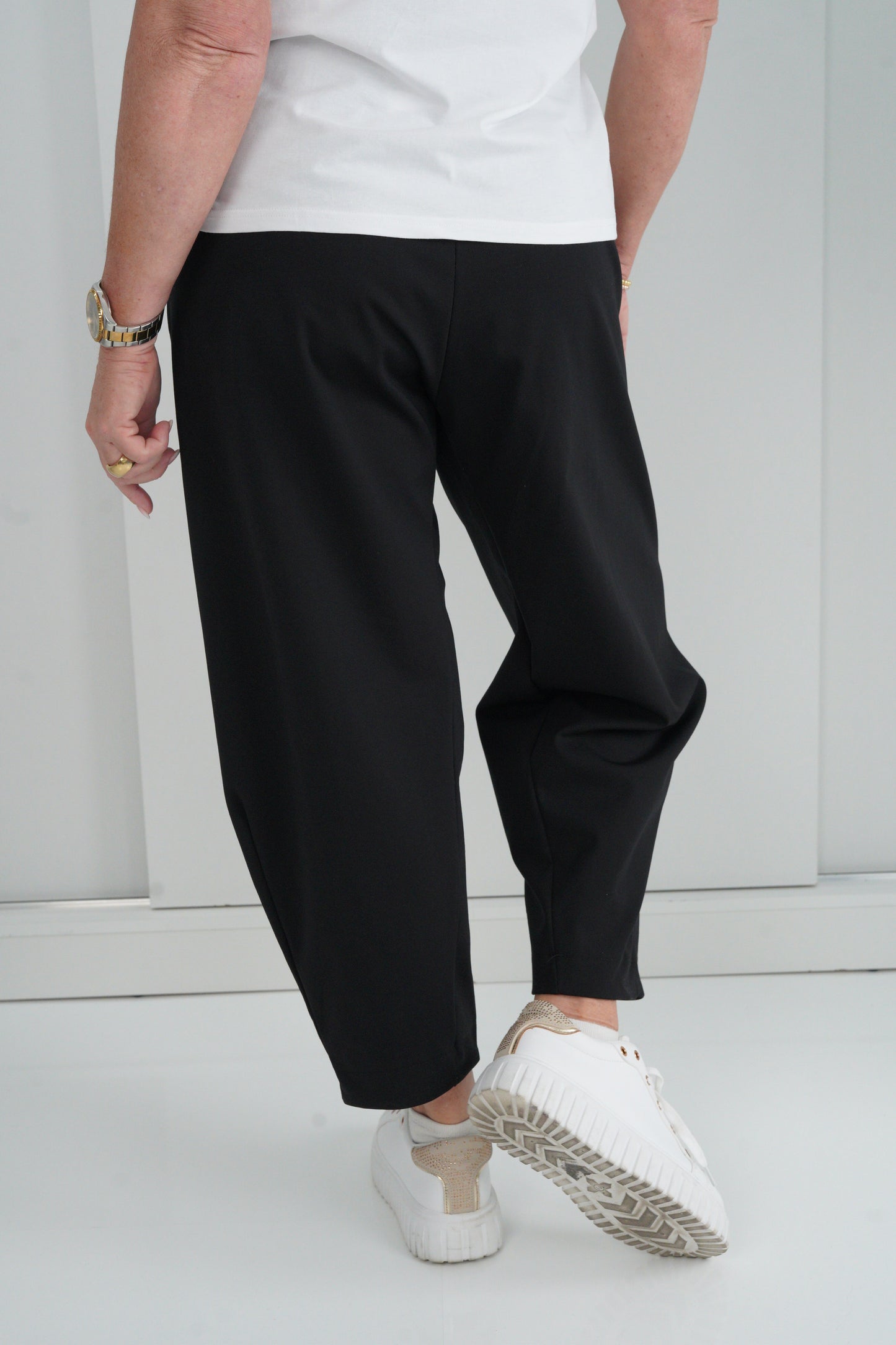 Hose in Schwarz (38-42+)